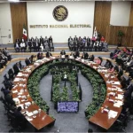 INE ordena a senadora del PAN, Xóchitl Gálvez dejar de hacer campaña y usar recursos públicos